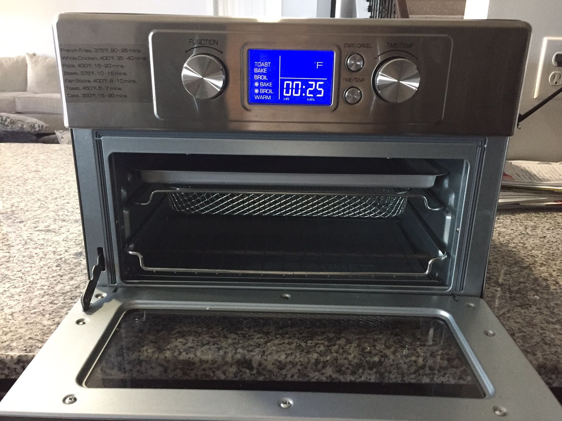 Farberware Air fryer toaster oven for Sale in Lyman, SC OfferUp