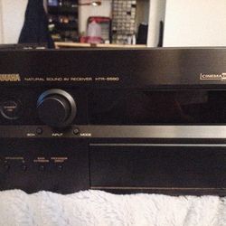 Yamaha Receiver 400 Watts