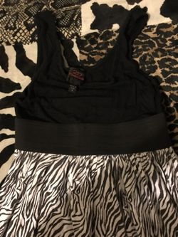 BEBE cute dress (sizeM fits snugly like a Small)
