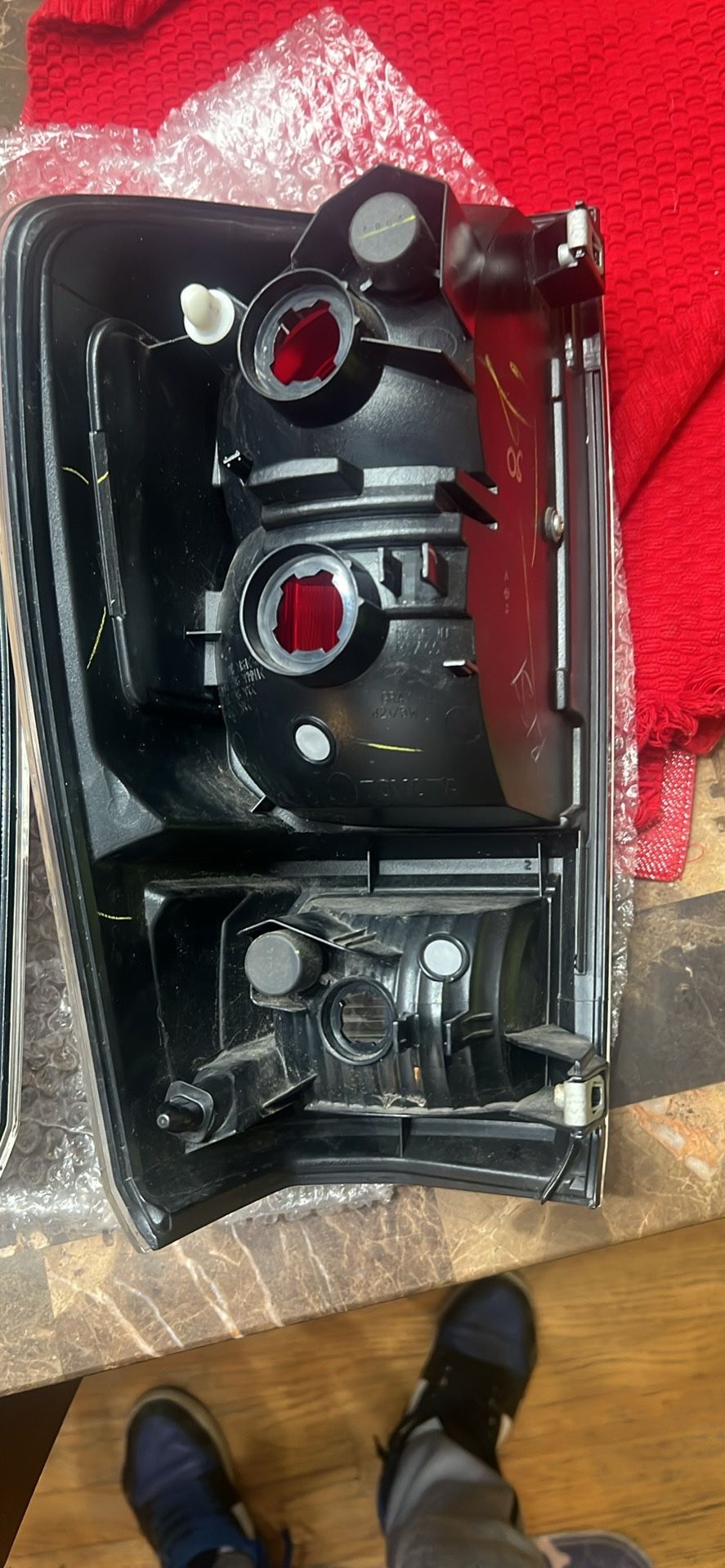 toyota tacoma taillights 2018+