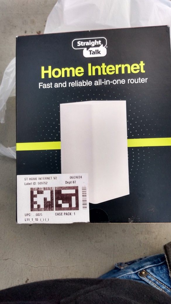 Straight Talk Wireless Home Internet WiFi Router