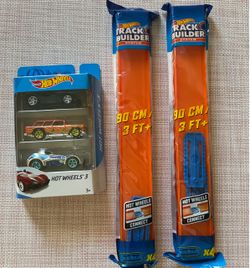 New! Hot wheels Bundle: 3 pack cars and 2 sets track builder connect