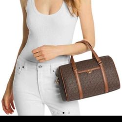 Michael kors bag ,I have purchased of receipt with it now longer needed