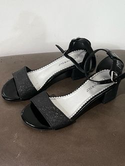 Girls heel size 2