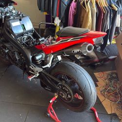 2006 R1 50th Anniversary Part-Out