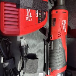 milwaukee ratchet M12