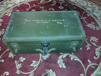 Vintage Military Foot Locker