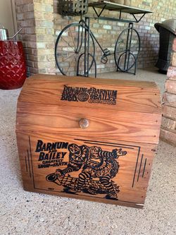 Unique trunk