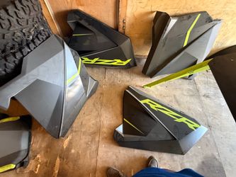 2024 polaris rzr panels