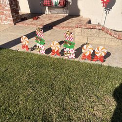 Christmas Outdoor Decor/ Peppermint And gifts 