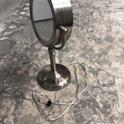 Mirror With Light 