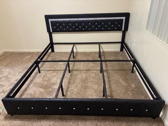 King bedframe