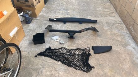 2022 Lexus hitch with accessories