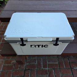 RTIC cooler