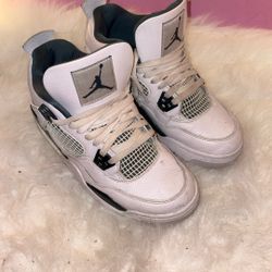 Air Jordan 4 Retro Oxidized Green