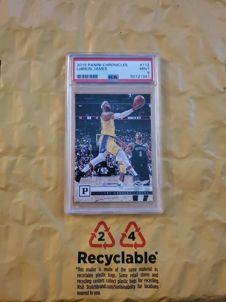 PSA9 LEBRON JAMES (2019 PANINI CHRONICLES)