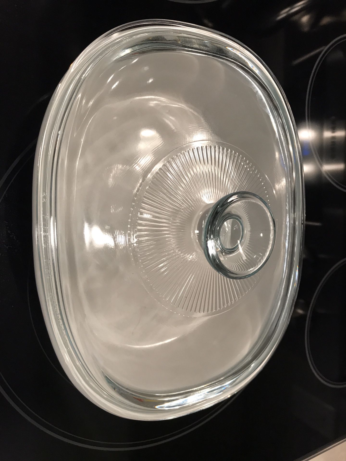 Free - baking dish/Pyrex with lid. No chips, small marks on bottom