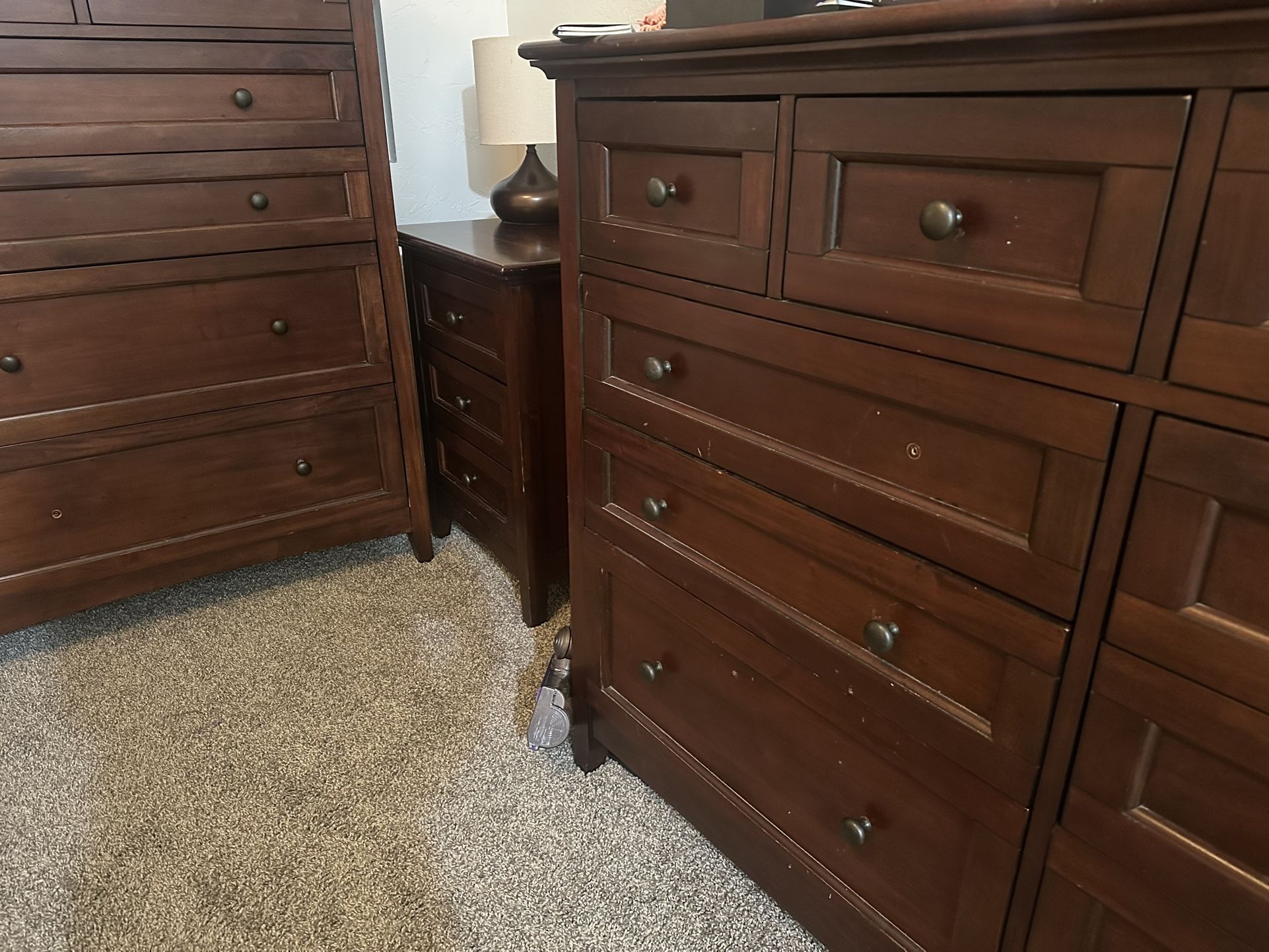 Dresser Set
