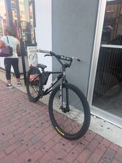 Throne Goon 29