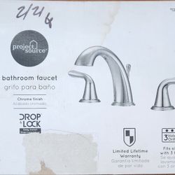Bathroom Faucet Chrome Widespread 2-handle with Drain - New In Box 
