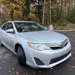2014 TOYOTA CAMRY LE