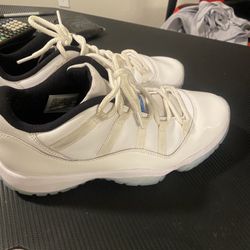 Air Jordan 11 Retro Low Size 10.5