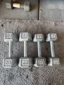 set of 4 dumbells