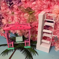 Barbie Store And Chelsea swingset