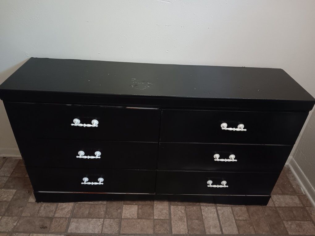 Black 6 Drawer Dresser