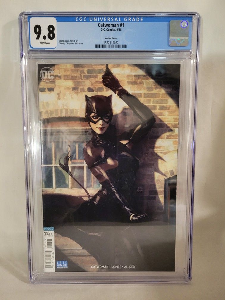 Catwoman #1 9.8 graded CGC
