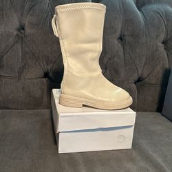 9c Boots