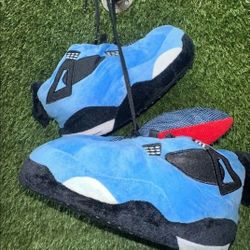  Nike And Jordan Cozy Slippers O