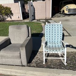 *****FREE*****FREE*****ROCKING CHAIRS*****
