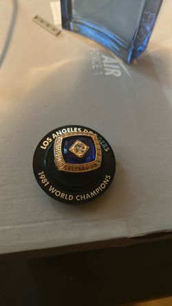Replica of World Series dodgers ring
