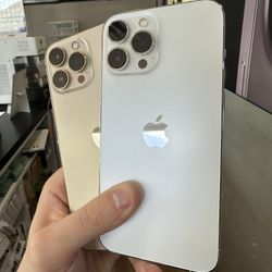 Unlocked iPhone 13 Pro 128GB ( Financing Available )