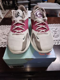 Zoom Freak 4 Coleseum 