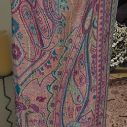 PASHMINA SCARF AND WRAP
