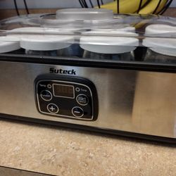 "Brand New & Unused" Suteck (Fully Digital) Yogurt Maker