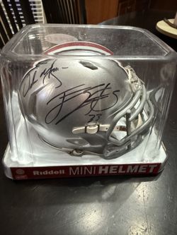 Ohio State Riddell  Mini Helmet with Signatures of Urban Meyer and James Laurinaitis! No COA, brand new! 