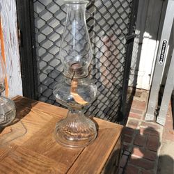 VINTAGE LARGE OIL LAMP