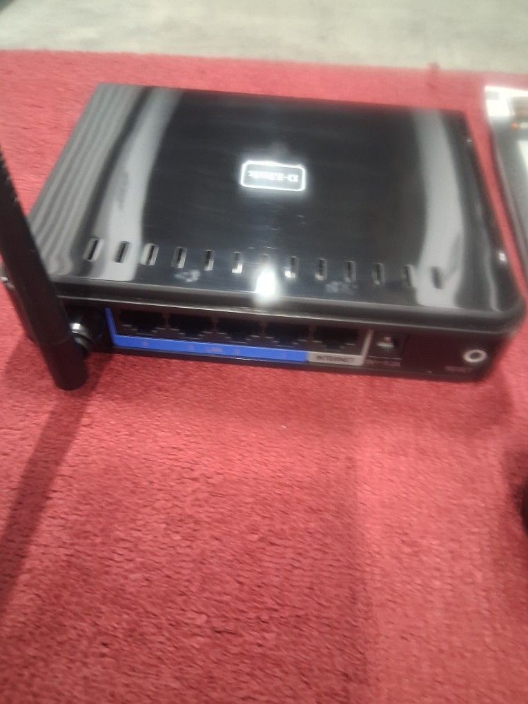 BRAND NEW IN THE BOX, D - LINK WIRELESS N 150 HOME ROUTER, GREAT BANG FOR YOUR DOLLAR!!!