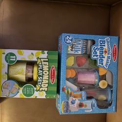 Melissa & Doug Brand New! Smoothie Maker Blender Set and Lemonade Play Set
