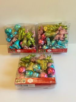 CHRISTMAS DECOR ORNAMENTS