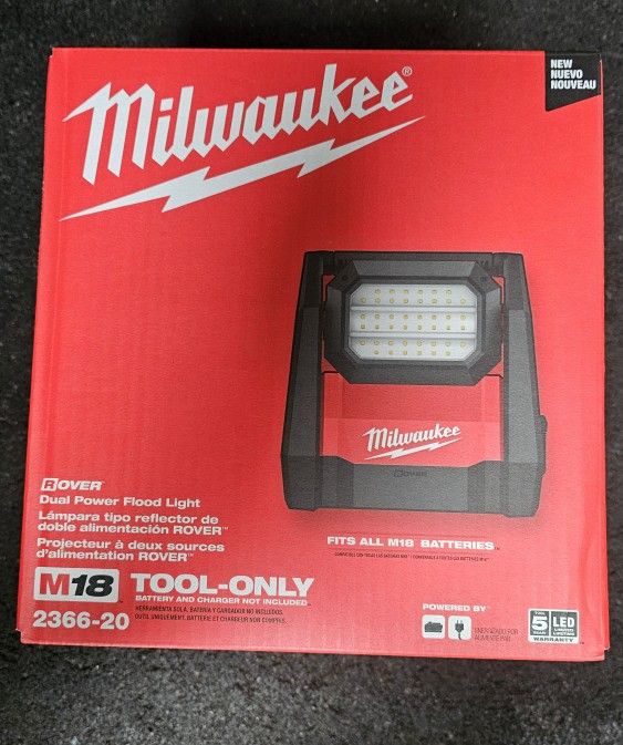 Milwaukee
M18 GEN-2 18-Volt Lithium-Ion Cordless 4000 Lumens ROVER LED AC/DC Flood Light (Tool-Only)