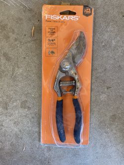 Pruner
