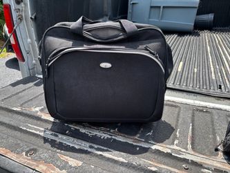 Olympia’s man’s carry-on with wheels