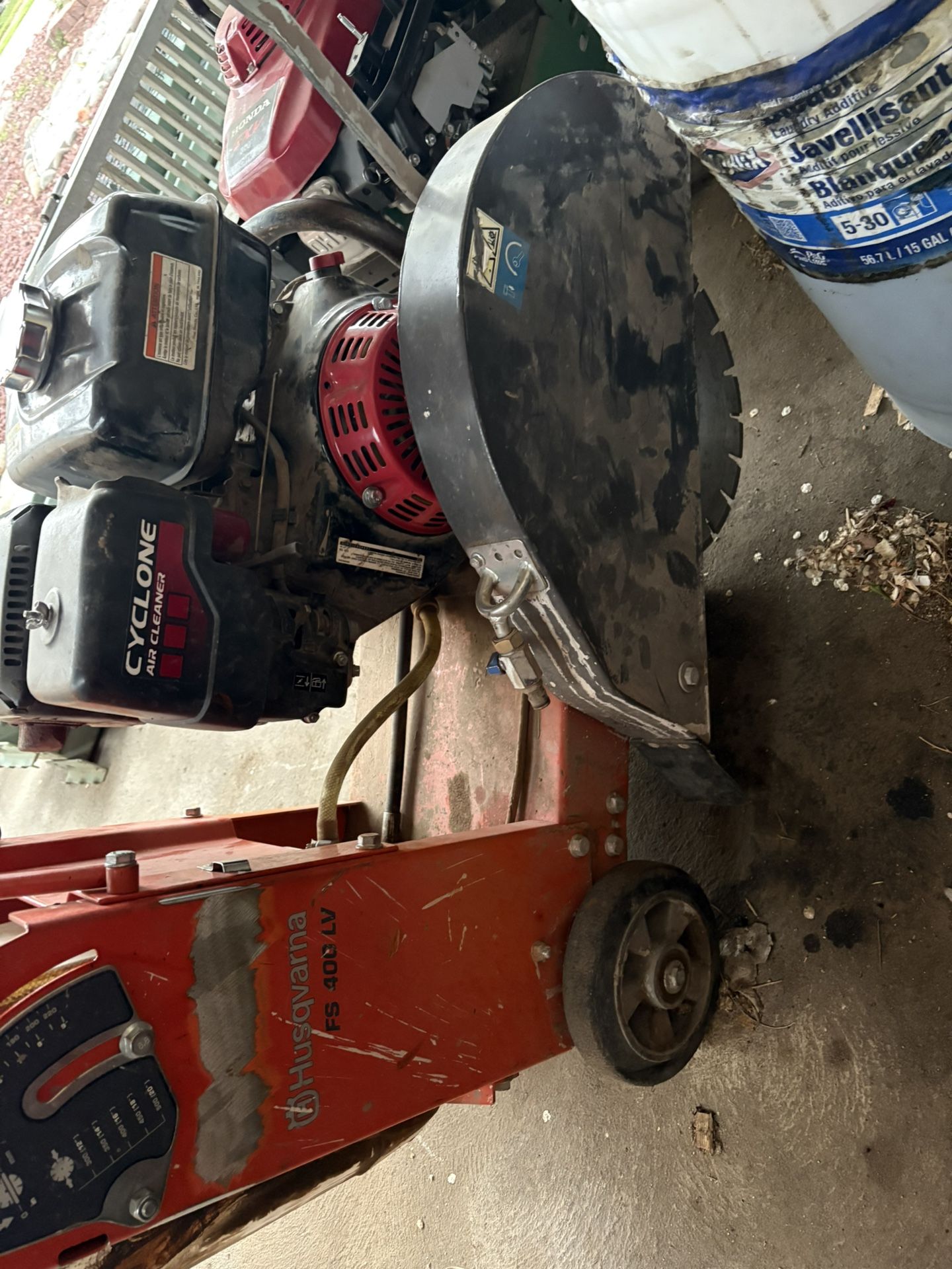 Husqvarna Fs400 Walk Saw