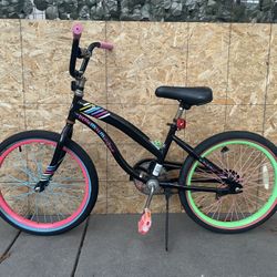 KENT- A century of cycling Little Miss Matched - TM Bicycle 