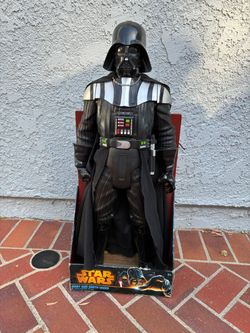 Star Wars “giant Darth Vader”