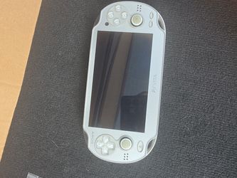 Psvita 1000 Sony Comes with everything u need and more